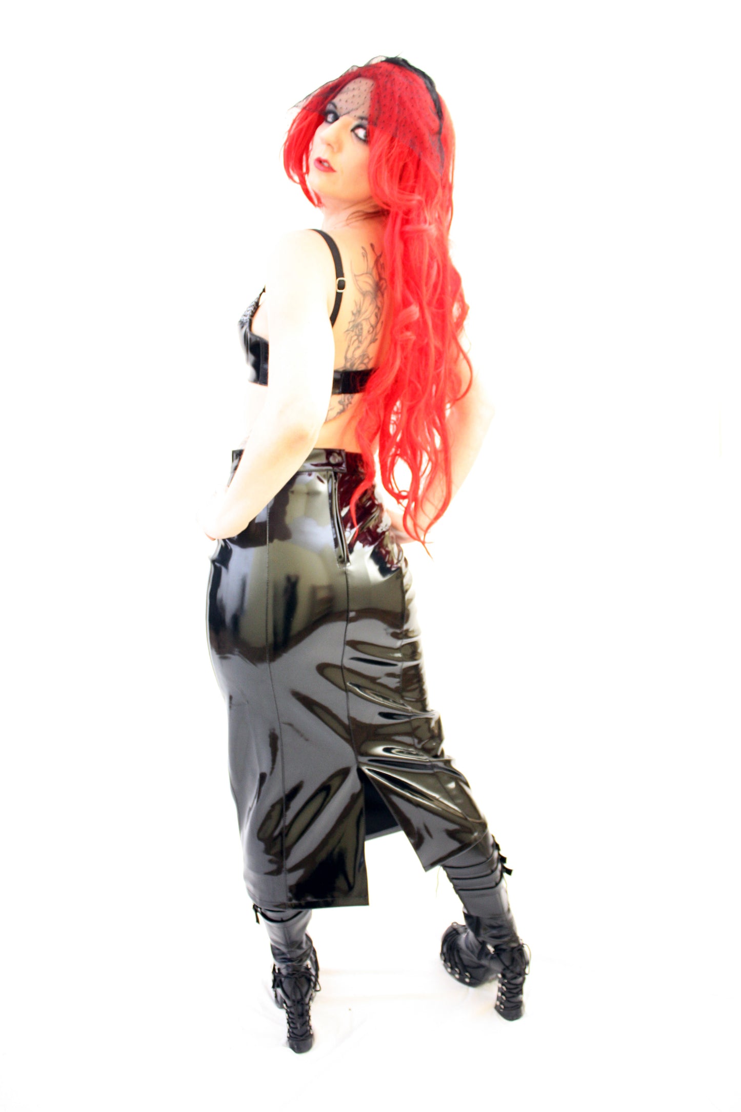 Lack Rock in Vinyl Qualität wadenlang 86 cm lang schwarz alle Größen Gehschlitz