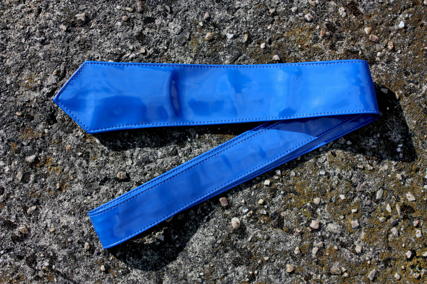 Lack Krawatte Tie in Vinyl Qualität schmaler Schnitt 150 cm bis 7 cm div. Farben