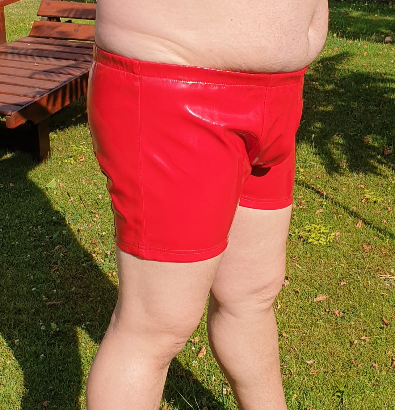 Lack Short Herren in Vinyl Qualität Shorts Tunnelbundschnürung ausgeprägte Front