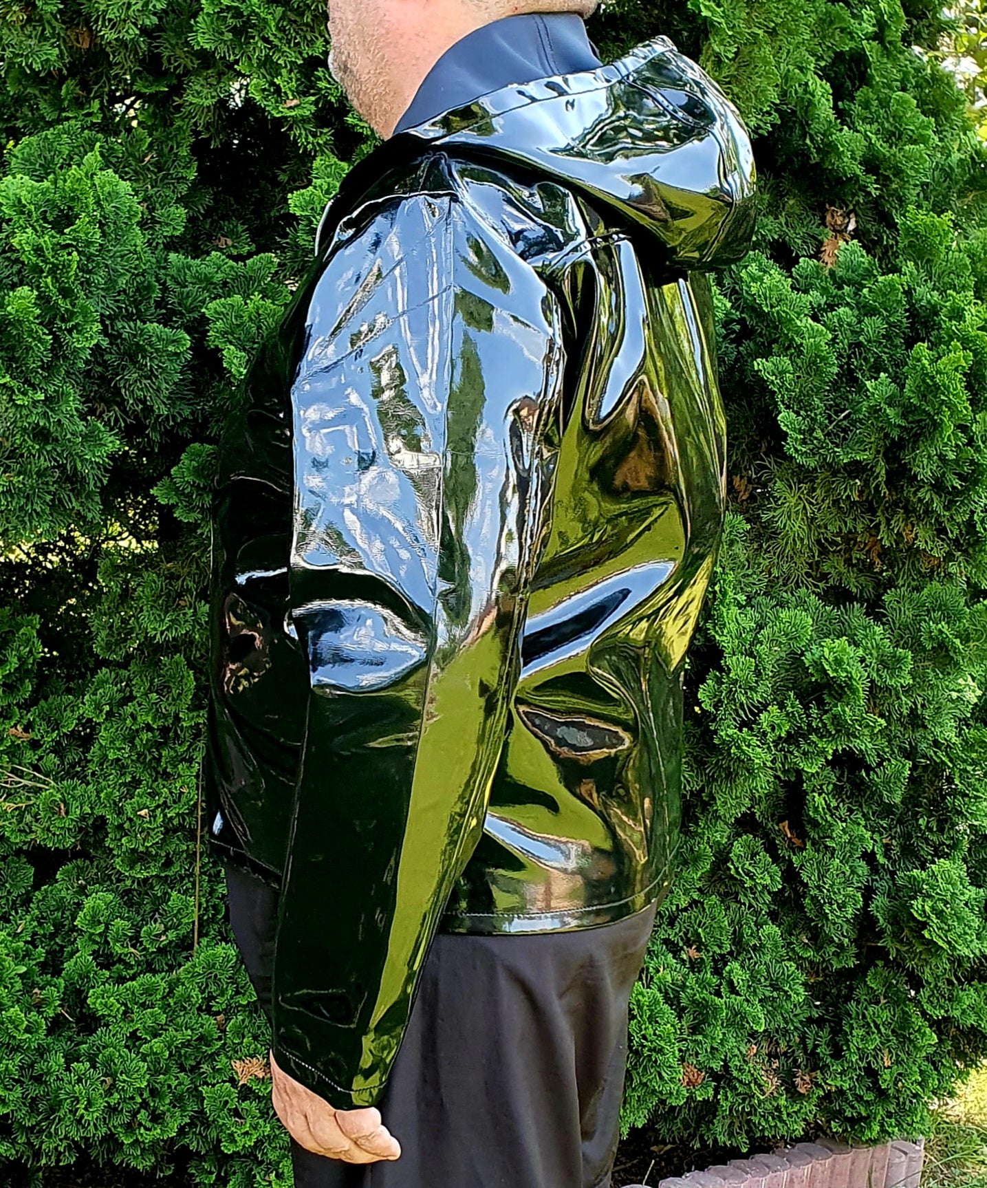 Lack Jacke Kapuzenjacke in Vinyl Qualität schwarz oder blau Reißverschluss Kapuze